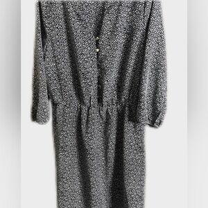 L78 Covington White and Blue V-Neck Bishop Sleeve Dress